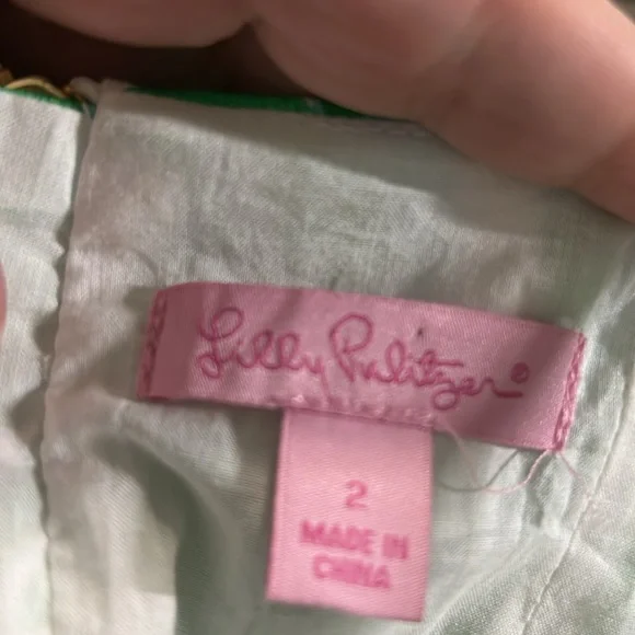 Lilly Pulitzer McCallum Top Size 2 - Picture 6 of 7